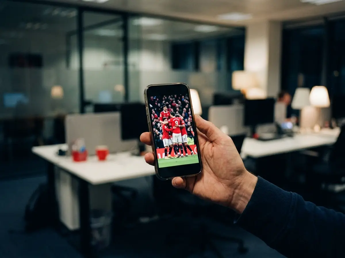 Smartphone con un contenuto verticale in riproduzione